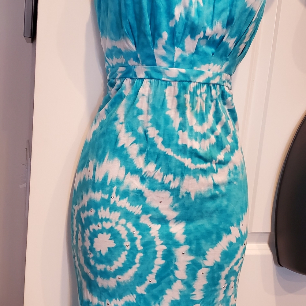 Dress - Picture 4 of 4